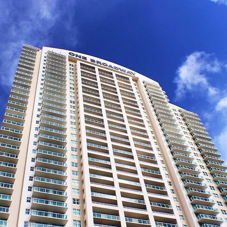 Dharma Home Suites Miami At Brickell ภายนอก รูปภาพ