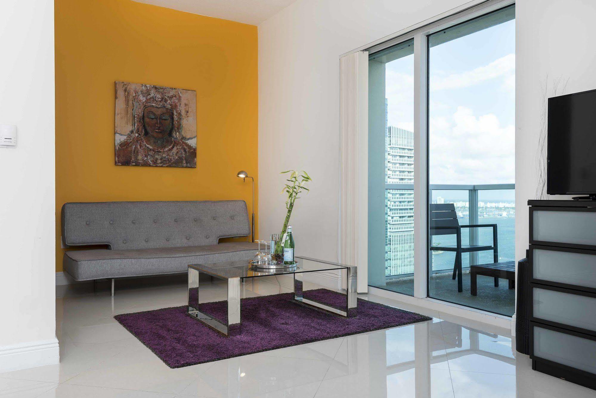 Dharma Home Suites Miami At Brickell ภายนอก รูปภาพ