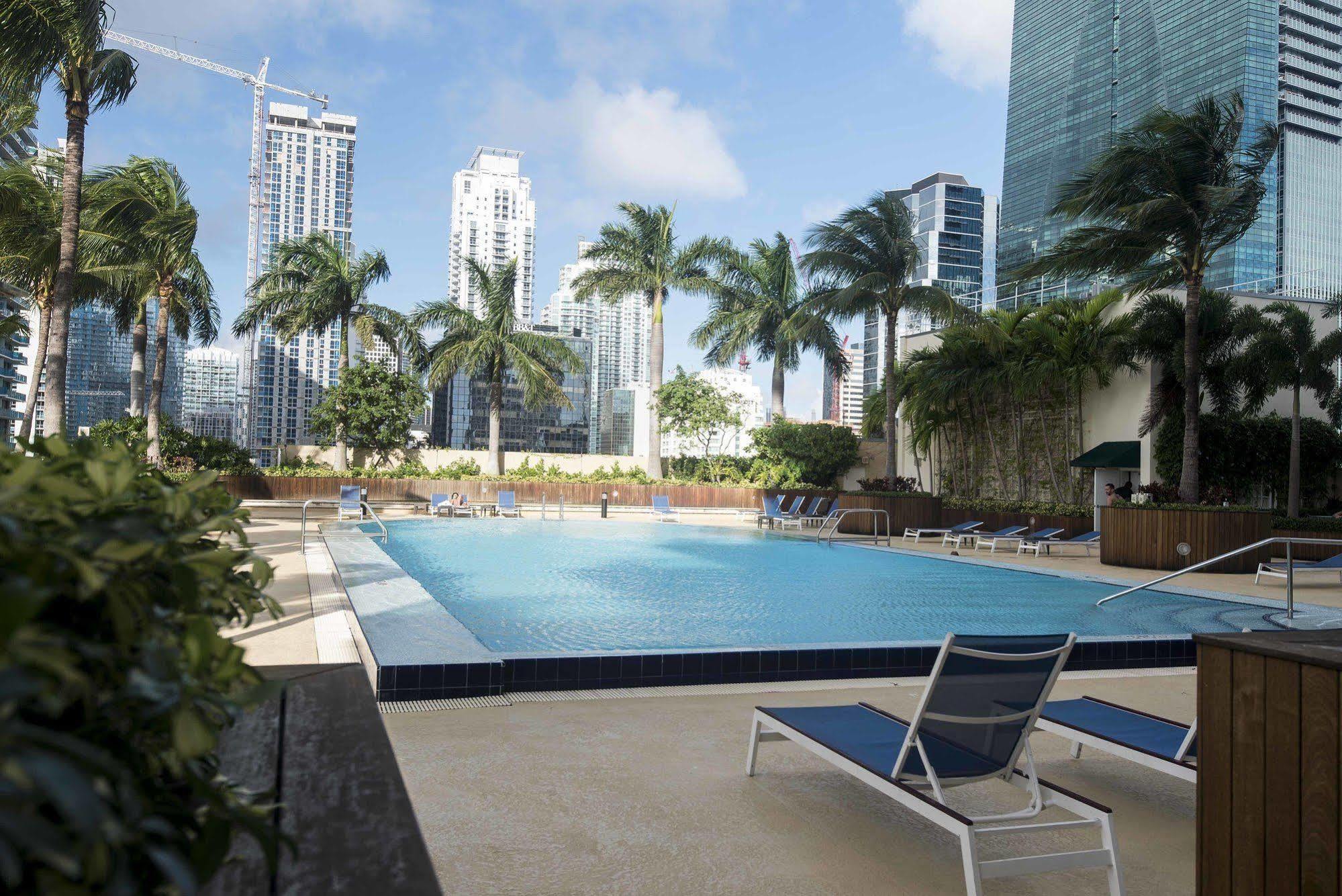 Dharma Home Suites Miami At Brickell ภายนอก รูปภาพ