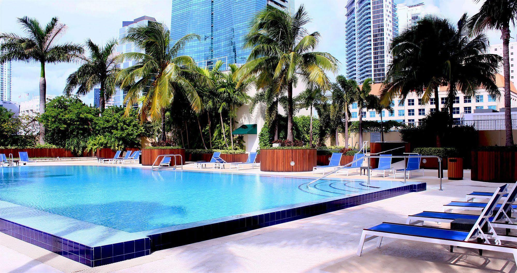 Dharma Home Suites Miami At Brickell ภายนอก รูปภาพ